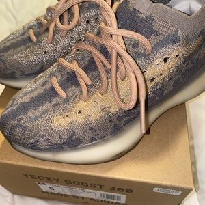 ✨ yeezy boost 380